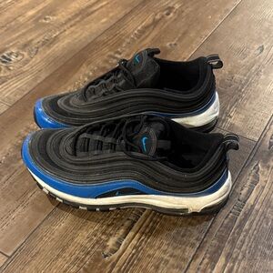 Nike Men's Black and Blue Air Max Sneakers